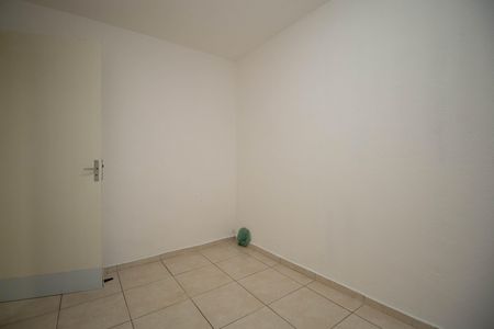 Quarto 2 de apartamento para alugar com 2 quartos, 45m² em Paranoa, Brasília