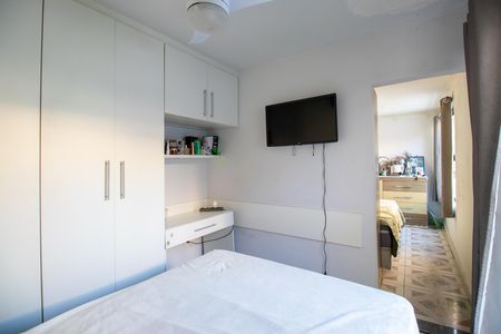 Casa à venda com 200m², 4 quartos e 2 vagas Casa à venda com 200m², 4 quartos e 2 vagasQuarto 2