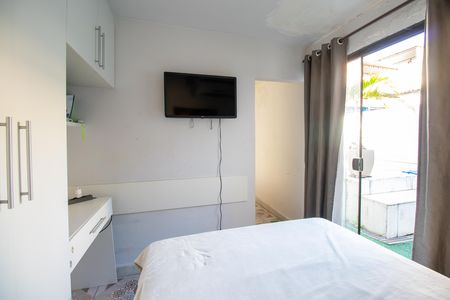 Casa à venda com 200m², 4 quartos e 2 vagas Casa à venda com 200m², 4 quartos e 2 vagasQuarto 2