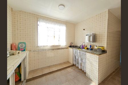 Casa para alugar com 140m², 3 quartos e 1 vaga Casa para alugar com 140m², 3 quartos e 1 vagaCozinha