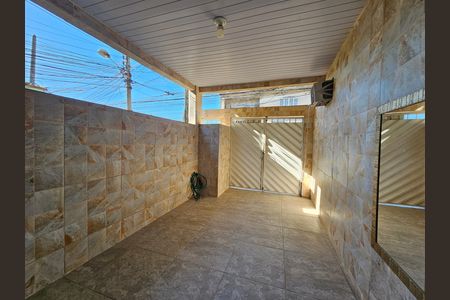 Garagem de casa para alugar com 3 quartos, 140m² em Cabuís, Nilópolis