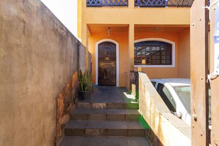 Entrada de casa para alugar com 2 quartos, 60m² em Jardim Santa Rita, São Paulo