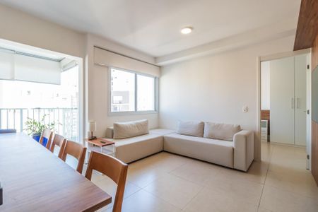 Apartamento para alugar com 1 quarto, 54m² em Alphaville Empresarial, Barueri