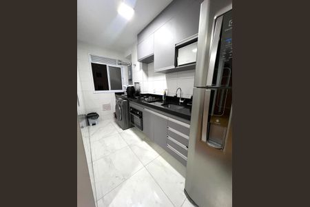 Cozinha de apartamento para alugar com 2 quartos, 45m² em Vila São Bernardo, Campinas