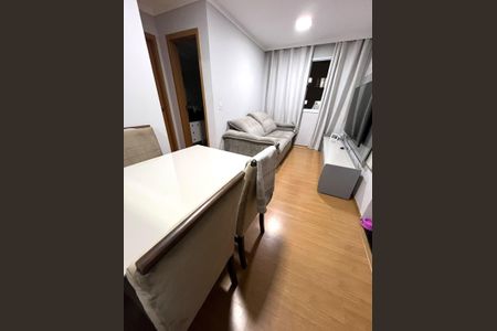 Sala de apartamento para alugar com 2 quartos, 45m² em Vila São Bernardo, Campinas