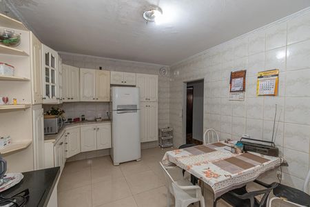 Casa à venda com 249m², 3 quartos e 2 vagas Casa à venda com 249m², 3 quartos e 2 vagasCozinha