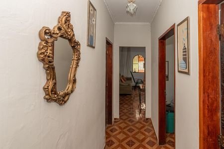 Casa à venda com 249m², 3 quartos e 2 vagas Casa à venda com 249m², 3 quartos e 2 vagasCorredor