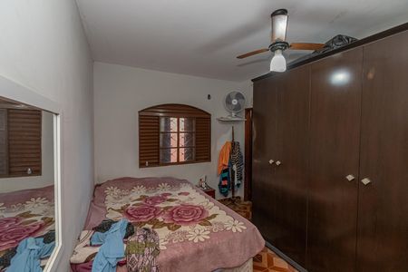 Casa à venda com 249m², 3 quartos e 2 vagas Casa à venda com 249m², 3 quartos e 2 vagasQuarto 3