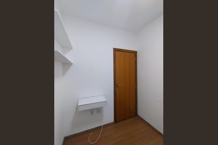 Apartamento à venda com 44m², 2 quartos e 1 vagaQuarto 2