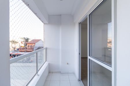 Sacada de apartamento para alugar com 2 quartos, 55m² em Padroeira, Osasco
