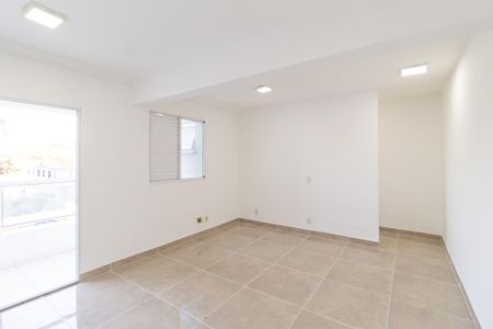 Sala de apartamento para alugar com 2 quartos, 55m² em Padroeira, Osasco
