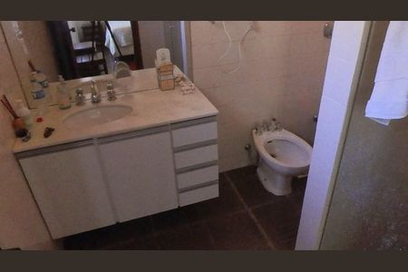 Casa para alugar com 50m², 4 quartos e sem vaga Casa para alugar com 50m², 4 quartos e sem vagaBanheiro 3
