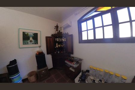Escritório de casa para alugar com 4 quartos, 50m² em Araras, Petrópolis