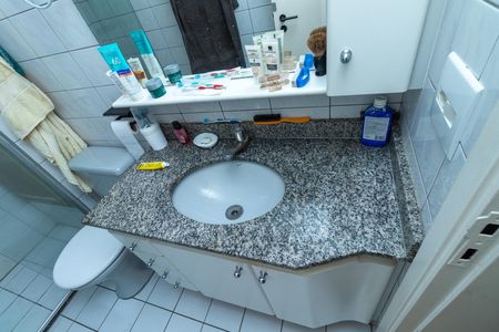 Apartamento para alugar com 57m², 2 quartos e 1 vaga Apartamento para alugar com 57m², 2 quartos e 1 vagaBanheiro