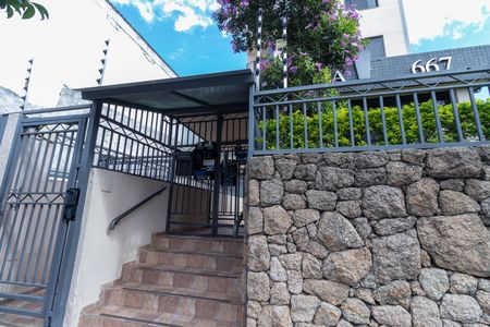 Apartamento para alugar com 57m², 2 quartos e 1 vaga Apartamento para alugar com 57m², 2 quartos e 1 vagaFachada
