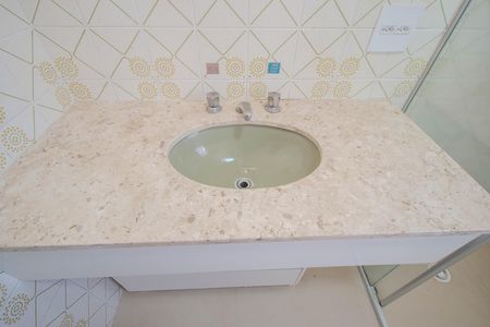 Banheiro de apartamento para alugar com 1 quarto, 45m² em Vila Buarque, São Paulo