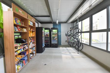 Studio para alugar com 25m², 1 quarto e sem vaga Studio para alugar com 25m², 1 quarto e sem vagaMercadinho