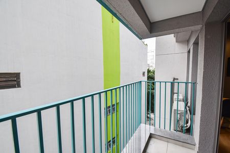 Studio para alugar com 25m², 1 quarto e sem vaga Studio para alugar com 25m², 1 quarto e sem vagaVaranda