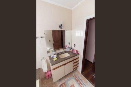 Casa à venda com 483m², 4 quartos e 4 vagas Casa à venda com 483m², 4 quartos e 4 vagasBANHEIRO DA SUITE MASTER
