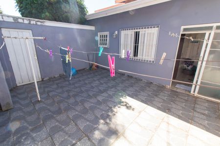 Casa à venda com 483m², 4 quartos e 4 vagas Casa à venda com 483m², 4 quartos e 4 vagasÁREA DE SERVIÇO EXTERNA