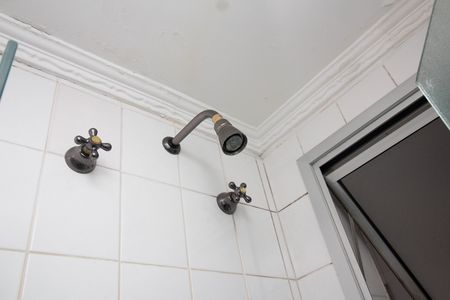 Banheiro Social de apartamento à venda com 3 quartos, 79m² em Freguesia do Ó, São Paulo