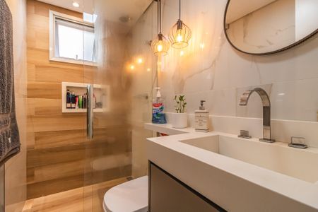 Apartamento para alugar com 65m², 2 quartos e 1 vagaBanheiro da Suíte