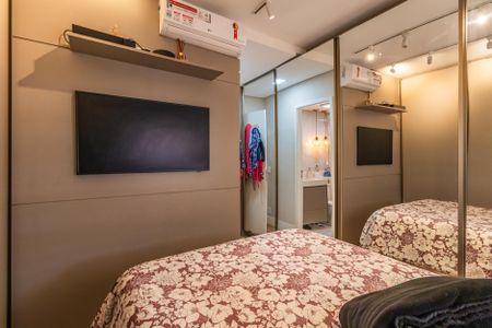 Apartamento para alugar com 65m², 2 quartos e 1 vagaSuíte