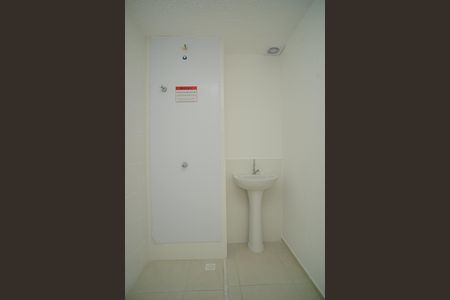 Apartamento para alugar com 50m², 2 quartos e sem vaga Apartamento para alugar com 50m², 2 quartos e sem vagaBanheiro