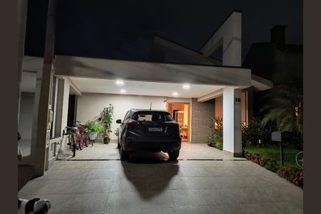 Garagem de casa de condomínio à venda com 3 quartos, 180m² em Cidade Tamboré, Barueri