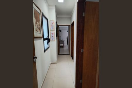 Corredor de casa de condomínio à venda com 3 quartos, 180m² em Cidade Tamboré, Barueri