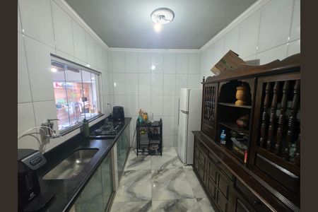 Casa para alugar com 3 quartos, 180m² em Sevilha (2a Seção), Ribeirão das Neves