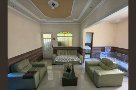 Casa para alugar com 3 quartos, 180m² em Sevilha (2a Seção), Ribeirão das Neves