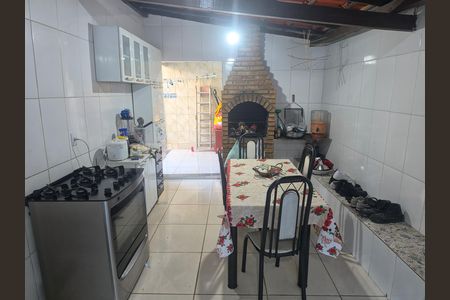 Casa para alugar com 180m², 3 quartos e 2 vagas
