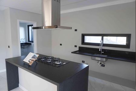 Cozinha de casa de condomínio à venda com 4 quartos, 312m² em Sítio do Rosário, Barueri