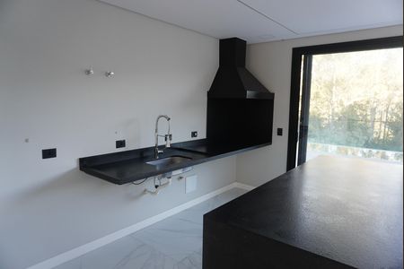 Casa de condomínio à venda com 312m², 4 quartos e 4 vagasCozinha