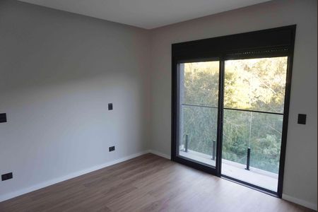 Casa de condomínio à venda com 312m², 4 quartos e 4 vagas