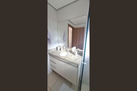 Banheiro de kitnet/studio para alugar com 1 quarto, 35m² em Nova Aliança, Ribeirão Preto
