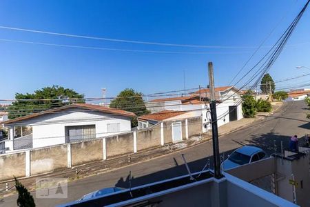 Casa à venda com 340m², 6 quartos e 6 vagas Casa à venda com 340m², 6 quartos e 6 vagasVista
