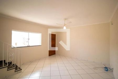 Casa à venda com 340m², 6 quartos e 6 vagas Casa à venda com 340m², 6 quartos e 6 vagasSala
