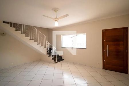 Casa à venda com 340m², 6 quartos e 6 vagas Casa à venda com 340m², 6 quartos e 6 vagasSala