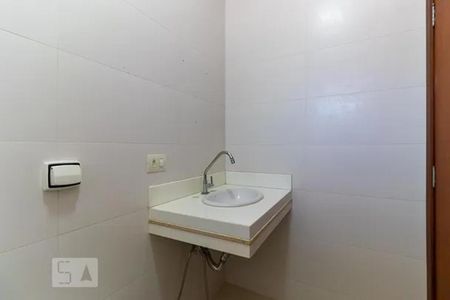 Casa à venda com 340m², 6 quartos e 6 vagas Casa à venda com 340m², 6 quartos e 6 vagasBanheiro