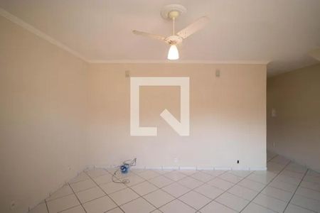 Casa à venda com 340m², 6 quartos e 6 vagas Casa à venda com 340m², 6 quartos e 6 vagasSala