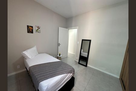 Quarto 1 de apartamento para alugar com 3 quartos, 103m² em Itararé, São Vicente