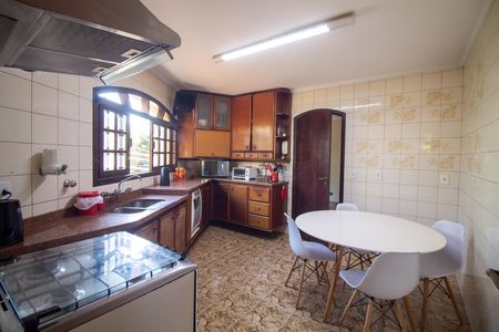 Cozinha de casa para alugar com 4 quartos, 250m² em Vila Congonhas, São Paulo