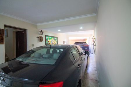 Garagem de casa para alugar com 4 quartos, 250m² em Vila Congonhas, São Paulo