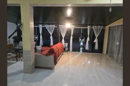 Casa para alugar com 420m², 5 quartos e 4 vagas