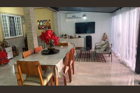 Casa para alugar com 420m², 5 quartos e 4 vagas
