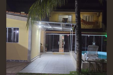 Casa para alugar com 5 quartos, 420m² em Guaratiba, Rio de Janeiro