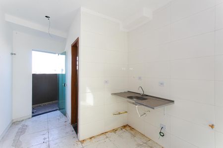 Sala e Cozinha de apartamento à venda com 2 quartos, 43m² em Vila Santa Isabel, São Paulo