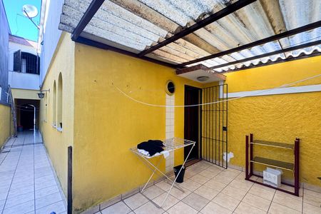 Casa para alugar com 55m², 1 quarto e sem vaga Casa para alugar com 55m², 1 quarto e sem vagaQuintal